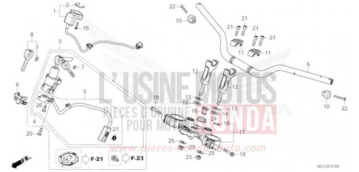 TUYAU DE GUIDON/PONT SUPERIEUR XL750P de 2023